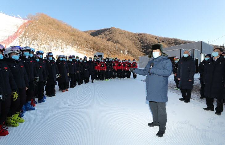 '2022 베이징 동계올림픽' 개최지 시찰하는 시진핑