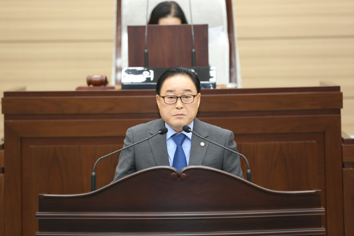의정 자유발언 하는 김춘수 의원(사진:의회사무과