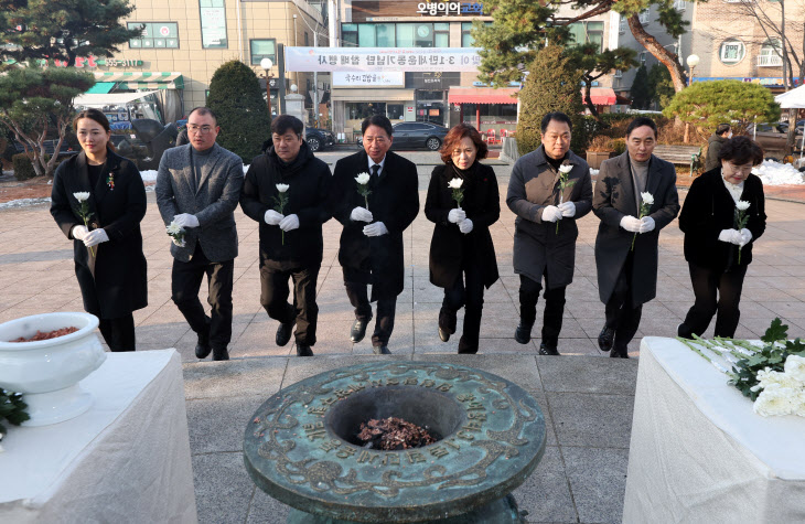 계양구 의회 “장기동 황어장터 3.1만세운동 기념탑” 참배